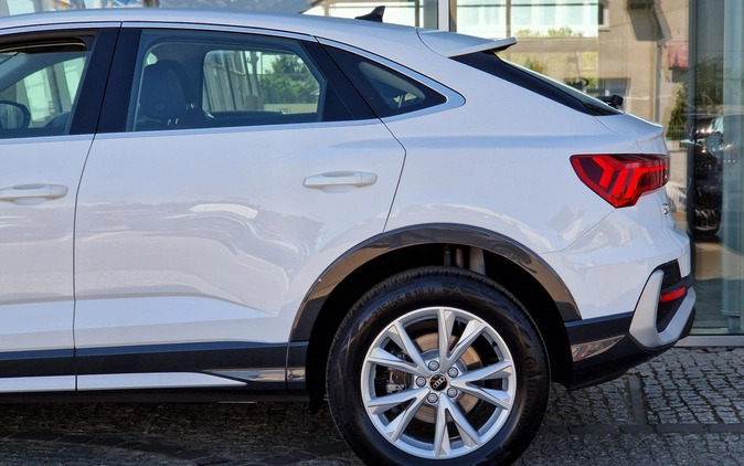 Audi Q3 Sportback cena 173100 przebieg: 10, rok produkcji 2024 z Wojcieszów małe 781